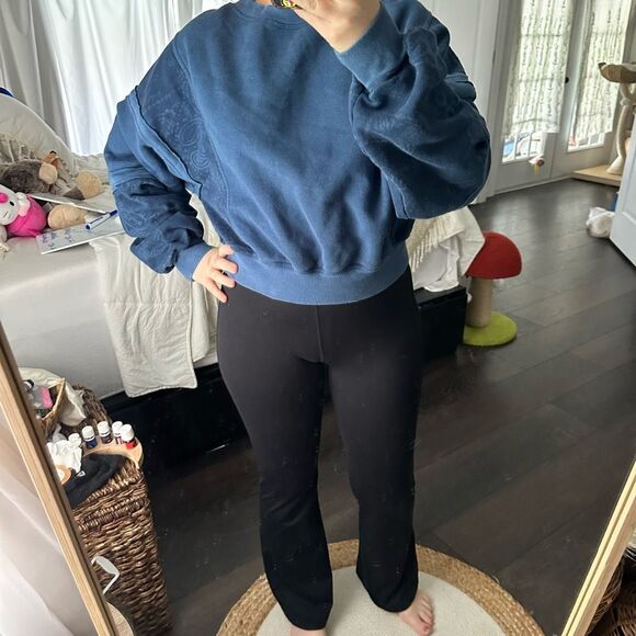 Free People We the Free Women’s Blue Extra Small Cropped Pullover Sweatshirt - Picture 1 of 6